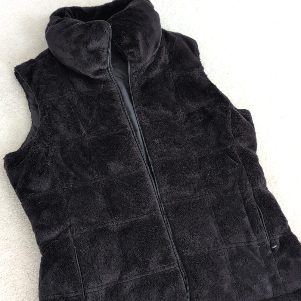 Athleta Quilted Down Plush Vest, Black, Size Small